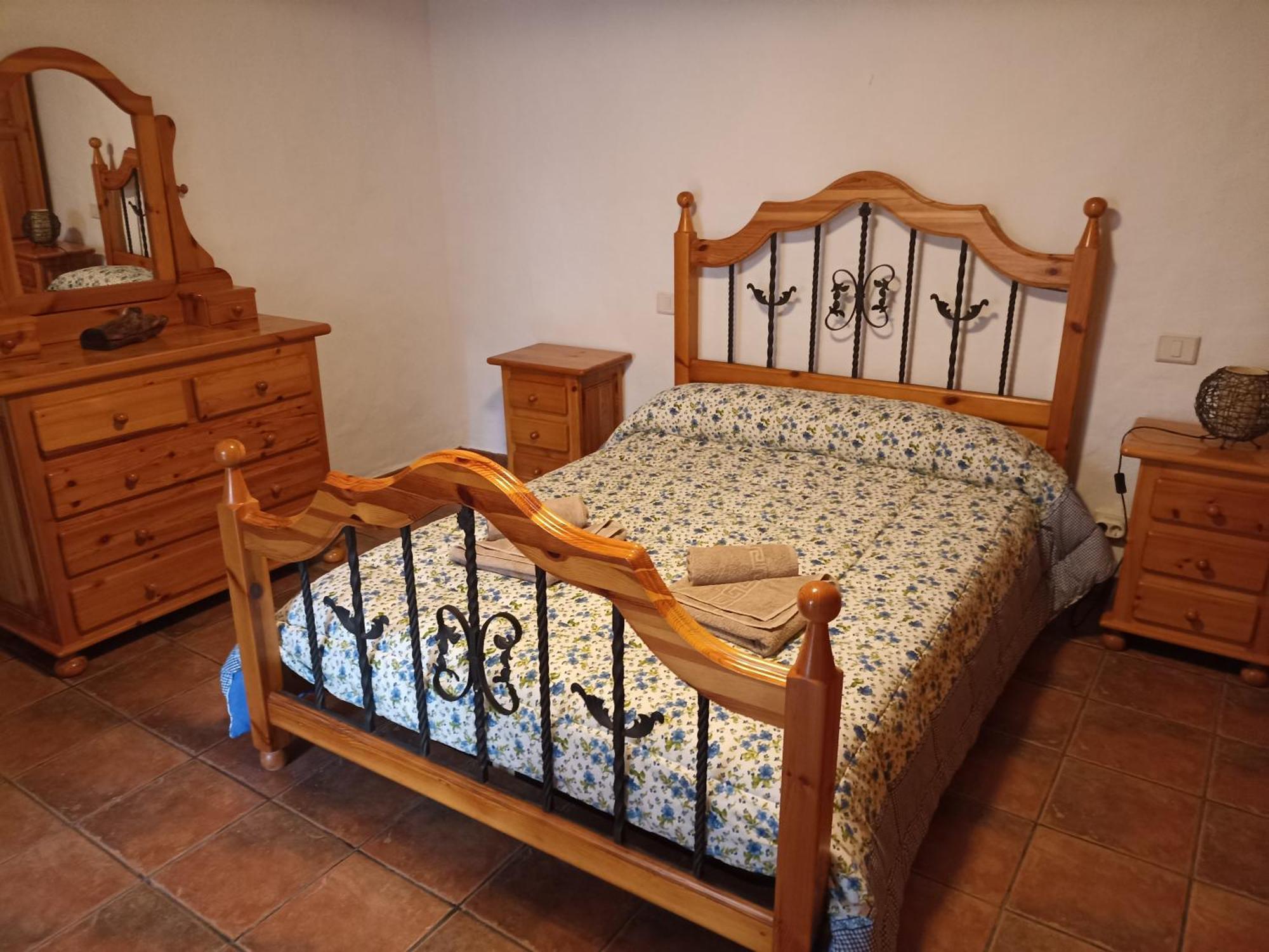 Casa Rural La Yedra San Mateo Arbejales Eksteriør bilde